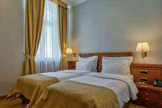 Отель My City Hotel Таллин Стандартный двухместный номер с 1 кроватью или 2 отдельными кроватями-2